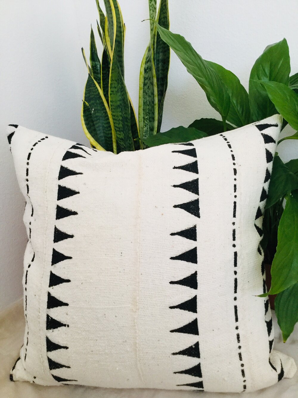 Pointed Lines on White Pillowcase