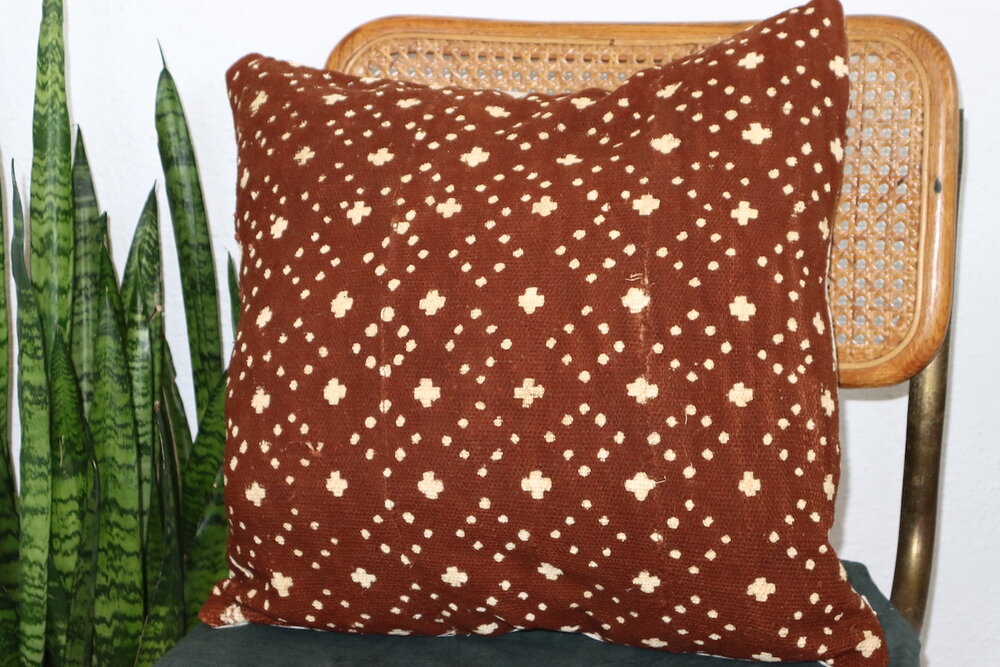 Stars on Rust Pillowcase