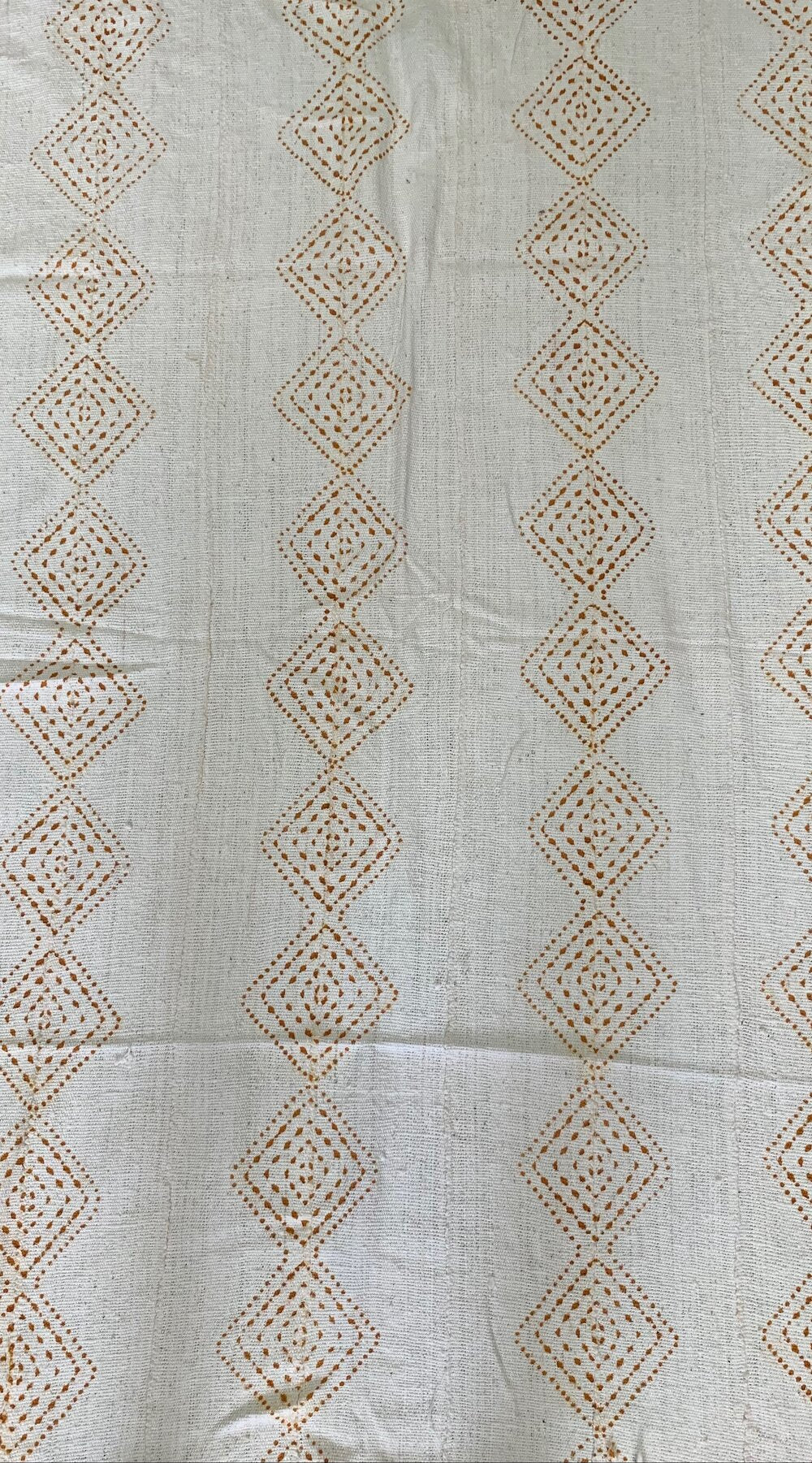 Light Brown Diamond Pattern White Mudcloth.