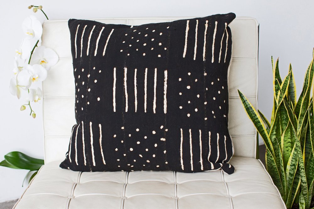 Lines and Squared Dots on Large Black Pillowcase