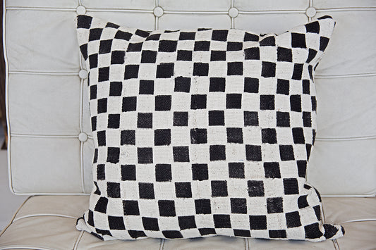 CHECKERS ON PILLOWCASE 6